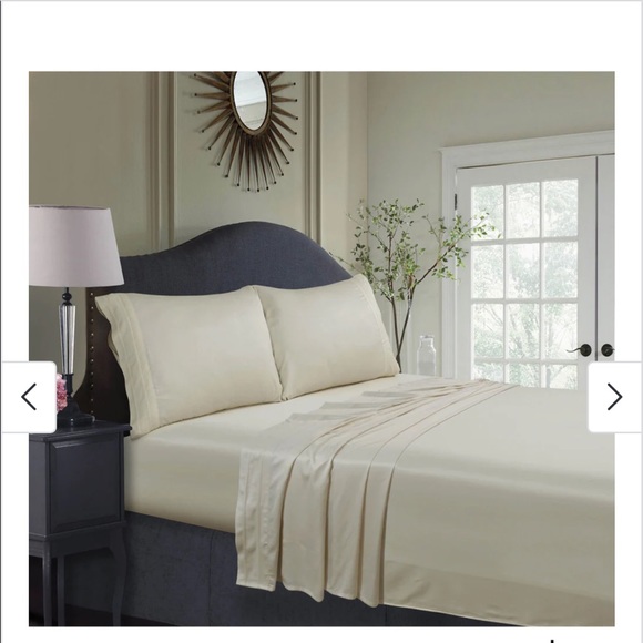 BAMBOO Other - Bamboo 4pc king bedsheet 300 thread count ivory